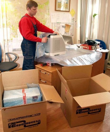Movers and packers in silicon Oasis